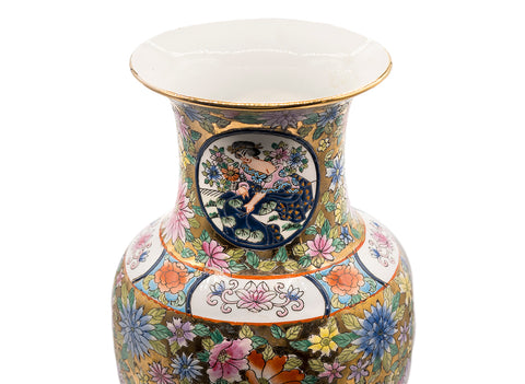 Chinese vase #90310, vintage, handpainted