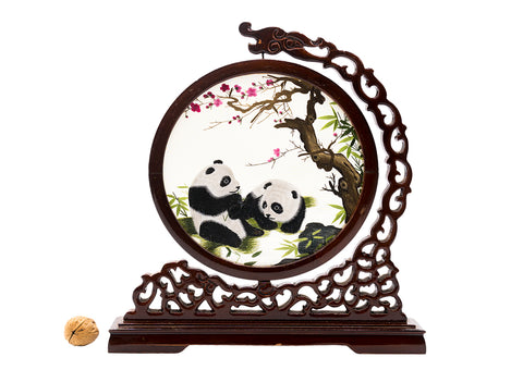 Soporte decorativo chino con pandas