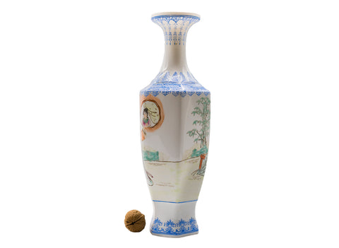 Vintage hand painted vase #90347, China