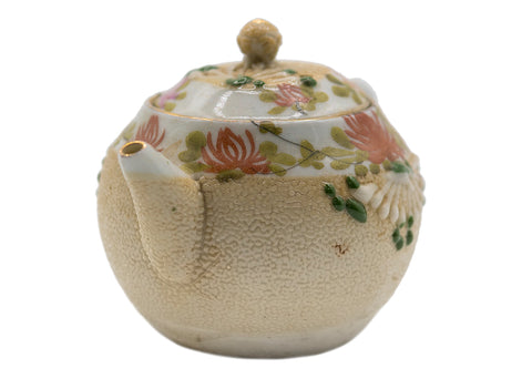 Japanese vintage teapot, handpainted, porcelain #90507