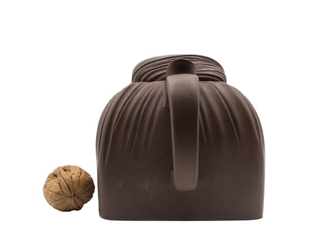 Yixing zisha clay handmade tea pot, China