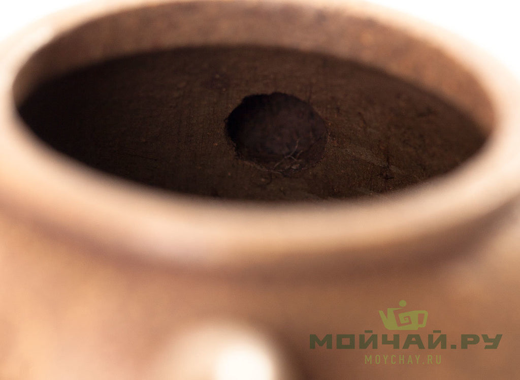 Teapot # 24885, yixing clay, 150 ml.