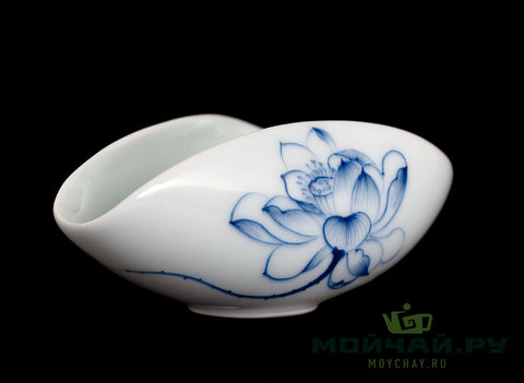 Tea presentation vessel # 28391, porcelain