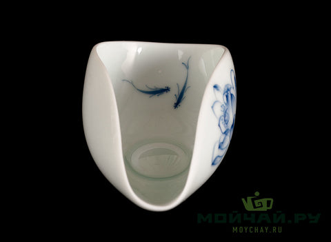 Tea presentation vessel # 28391, porcelain