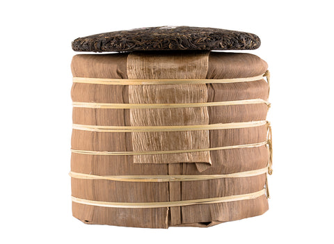 Menghai Lao Sheng puer (material 2012, manufacturing 2021), 357 g