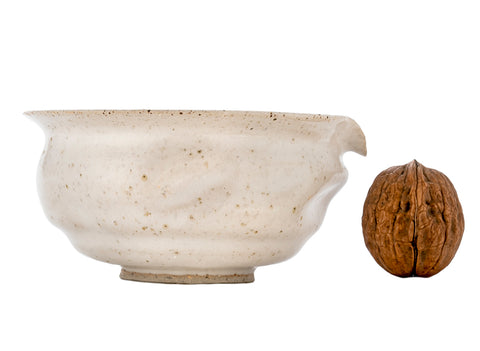 Gongdaobei # 40762, ceramic/hand painting, 188 ml.