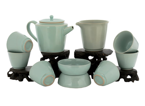 Set for tea ceremony (9 items) # 91004, porcelain: teapot 200 ml, gundaobey 200 ml, teamesh, six cups 58 ml.