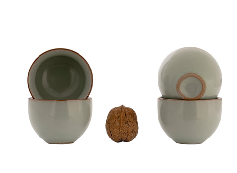 Set for tea ceremony (9items) # 91055, porcelain: teapot 225 ml, gundaobey 210 ml, teamesh, six cups 60 ml.