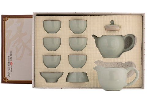 Set for tea ceremony (9items) # 91055, porcelain: teapot 225 ml, gundaobey 210 ml, teamesh, six cups 60 ml.