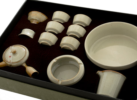 Set for tea ceremony (11 items) # 91019, porcelain: teapot 230 ml, gundaobey 193 ml, teamesh, six cups 55 ml, teaboat, incense burner