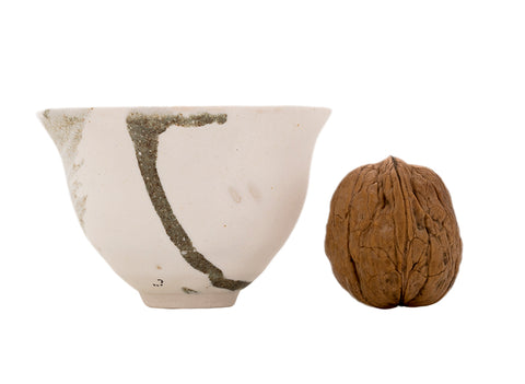 Tasse Moychay, série « Vent » n° 43947, céramique/peinture à la main, 68 ml.