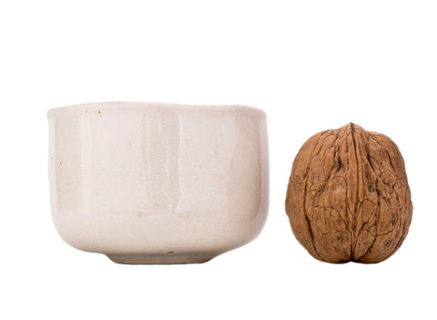 Beker Moychay, serie 'Carp' # 44408, keramiek/handbeschildering, 46 ml.